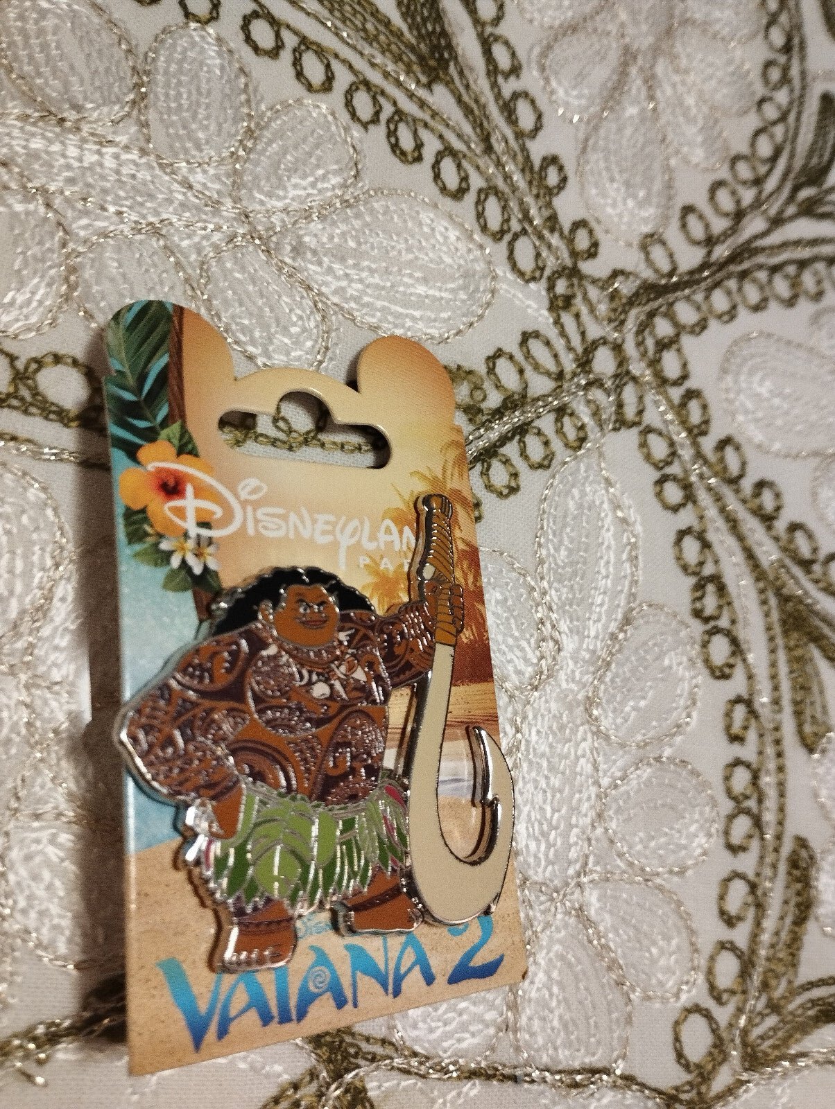 Maui Holding Magic Hook Moana 2 Vaiana Disney Land Paris Dlrp Dlp Nov 2024 Pin