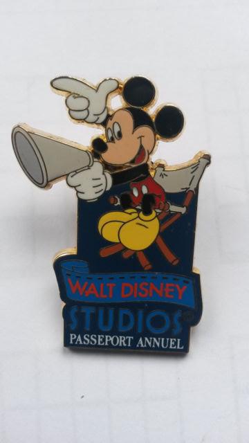 Mickey Director Disney Studios Soft Opening LE Disney Paris Dlrp Dlp 2002 pin