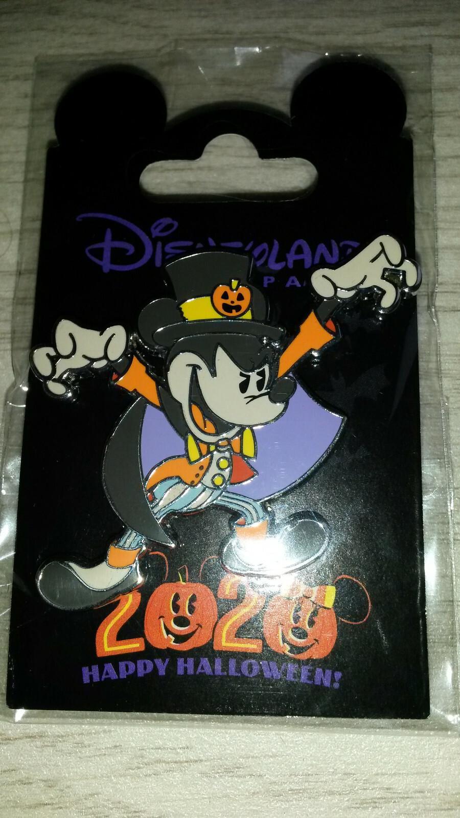 Mickey High Hat and Cape Frightening Halloween Disney Paris Dlrp Dlp 2020 Pin