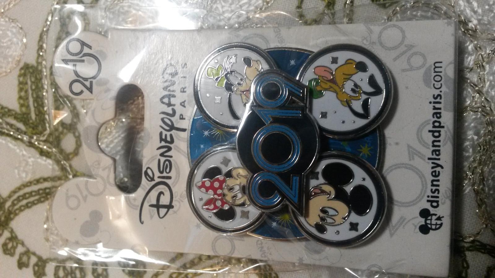 Mickey Minnie Pluto Goofy celebrate 2019 Disney Paris Dlrp Dlp 2019 Spinner pin