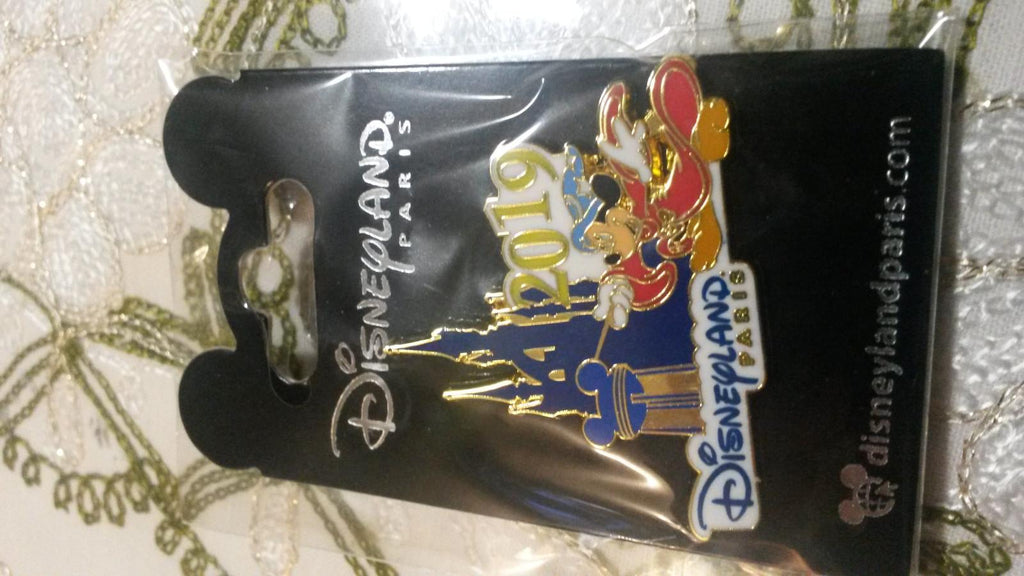 Mickey Minnie Pluto Goofy celebrate 2019 Disney Paris Dlrp Dlp 2019 Spinner pin