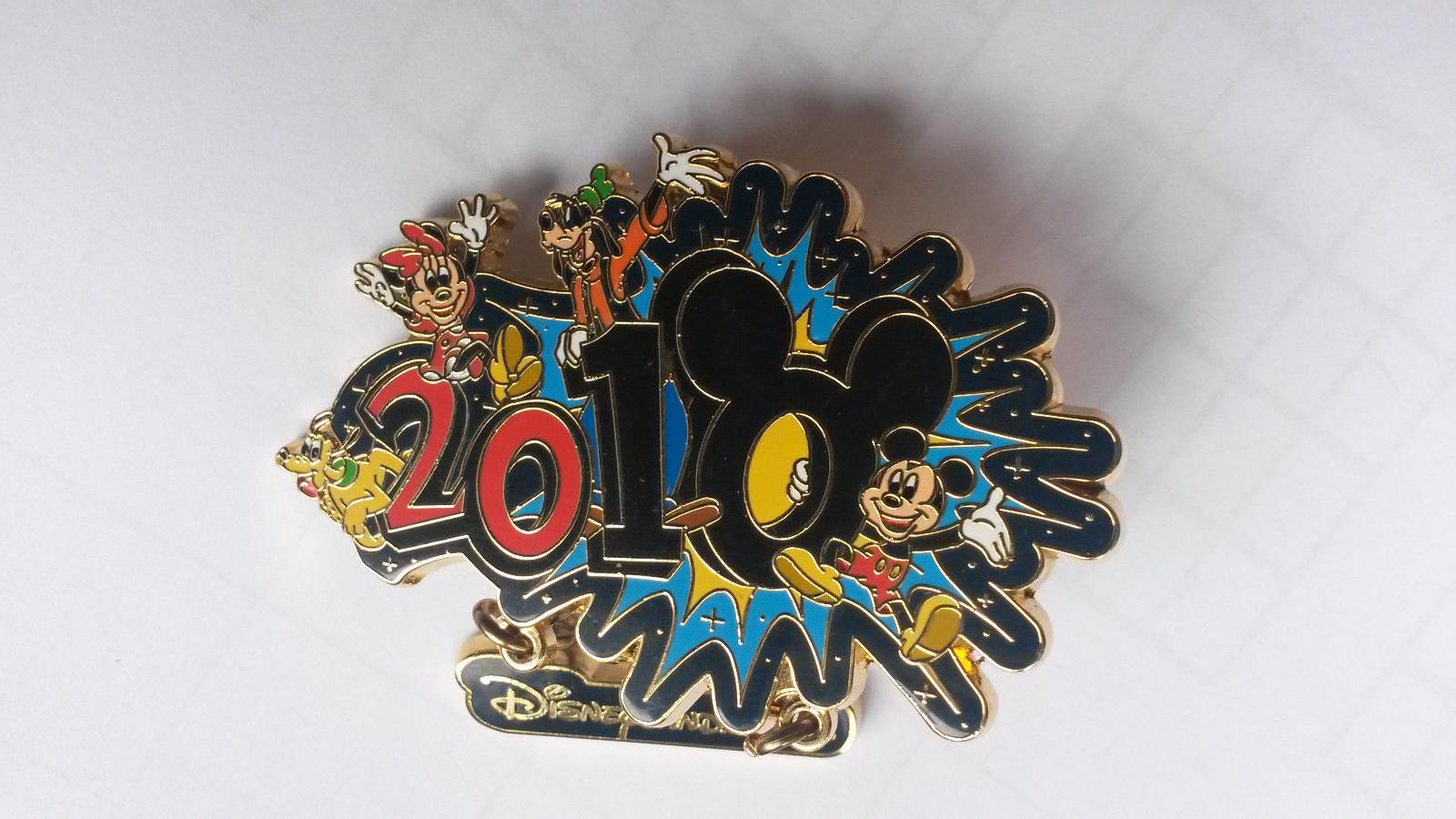 Mickey Mouse 2010 Hidden Mickey Goofy Pluto Disney L Paris Dlrp Dlp Dangle Pin