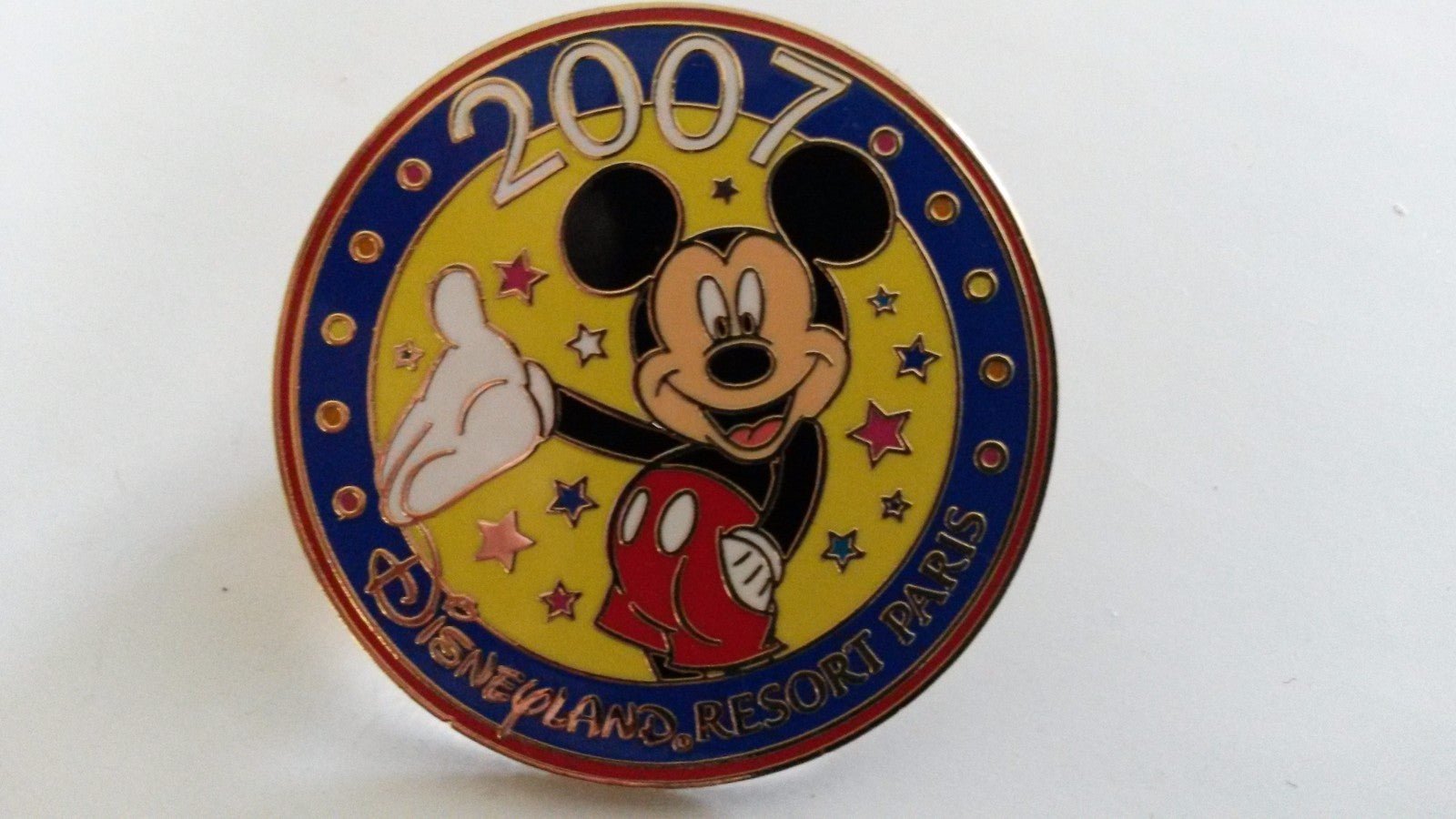 Mickey Mouse and stars 2007 Round Pin Disney Land Paris Dlrp Dlp 2007 Pin