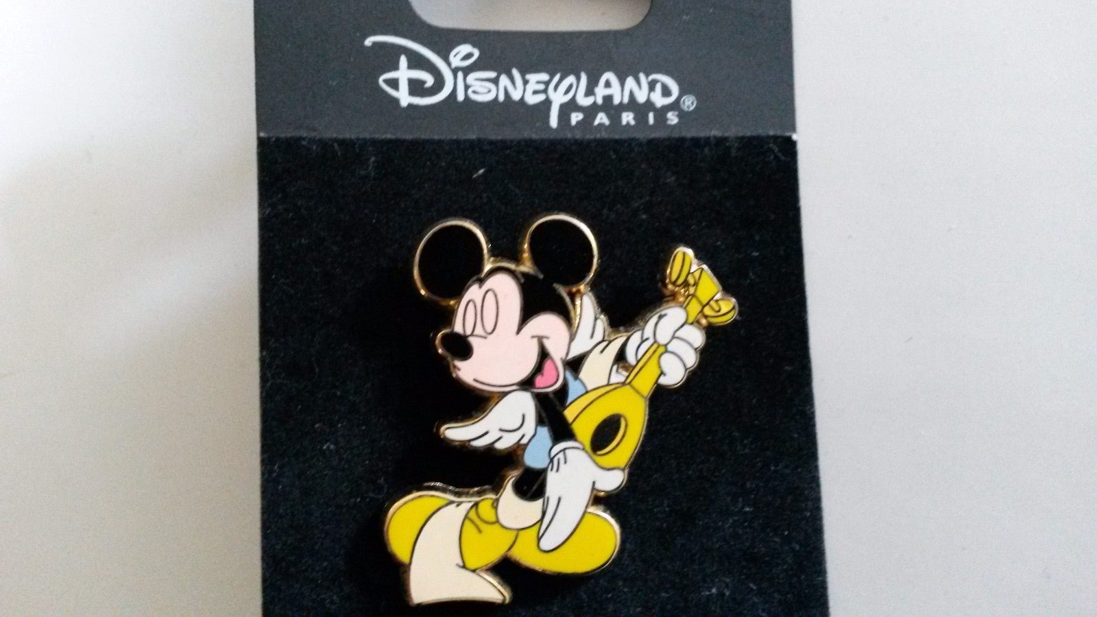Mickey Mouse Angel playing mandoline Disney Land Paris Dlrp Dlp 2002 Pin