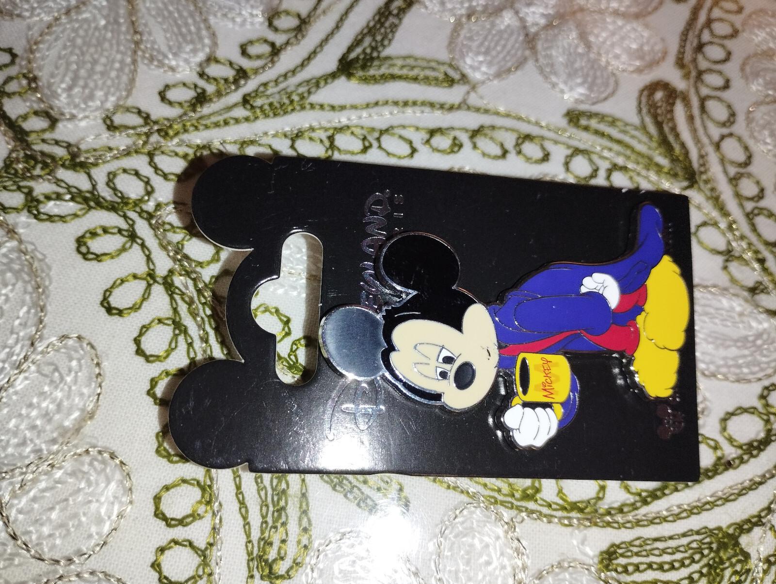 Mickey Mouse - Waking Up Series - Sleepy Looking - Mug Disney Paris Dlp 2024 Pin