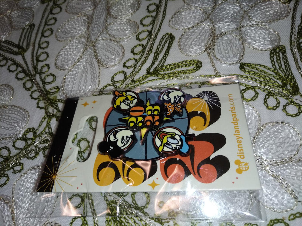 Mickey Pluto Donald Minnie Disney Paris Dlp January 2023 Celebration Spinner Pin