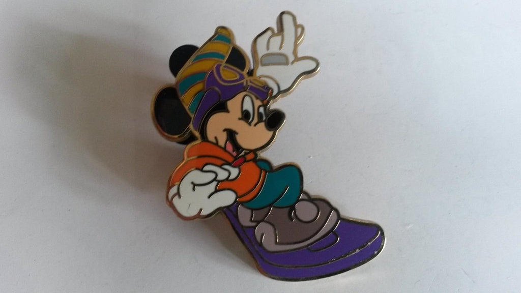 Mickey Snow Boarding Surfing Disney Paris Cast Lanyard Series Dlrp Dlp 2005 Pin