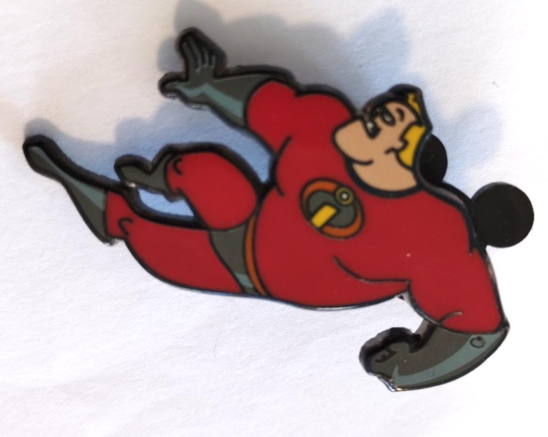 Mr. Incredible Bob Parr Cast Lanyard series Disney Land Paris Dlp Feb 2015 Pin