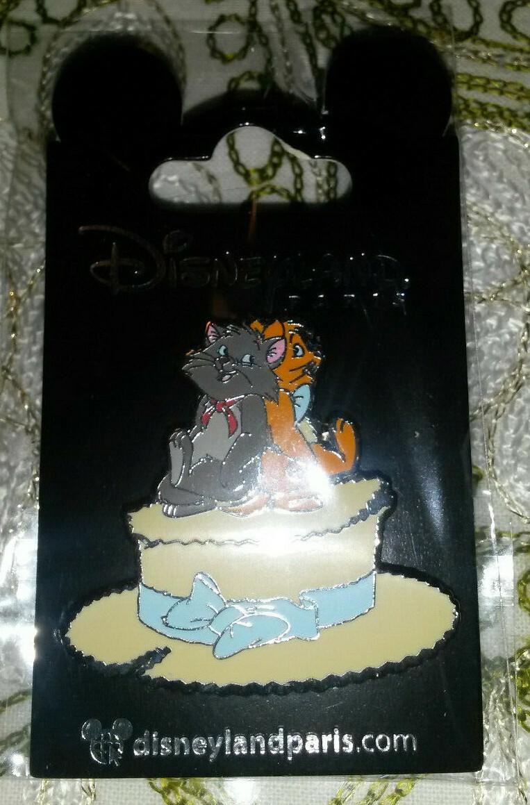 Music Aristocats Cat Berlioz Toulouse on Hat Disney Land Paris Dlrp Dlp 2019 pin