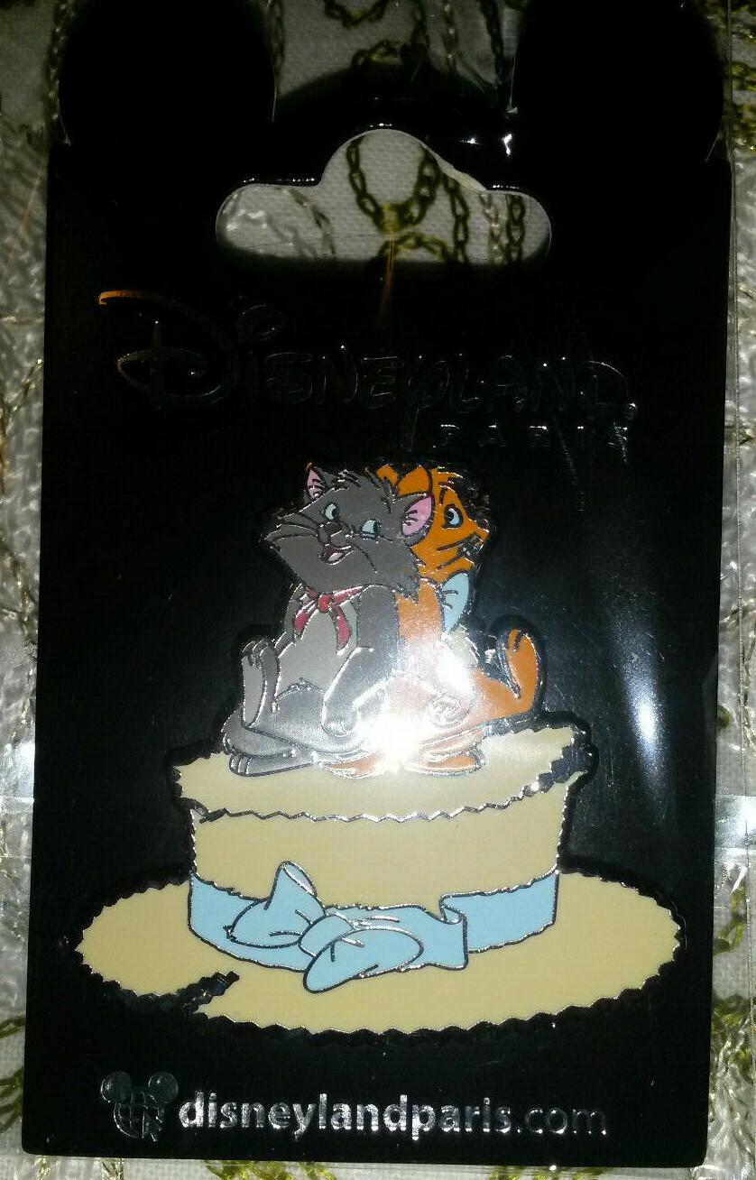 Music Aristocats Cat Berlioz Toulouse on Hat Disney Land Paris Dlrp Dlp 2019 pin