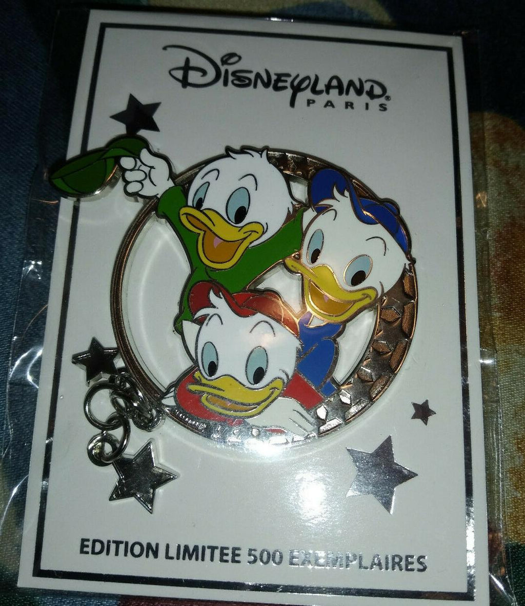 Nephews Huey Dewey Louie w Stars Disney Paris LE 500 Dlp 2022 Round Dangle Pin