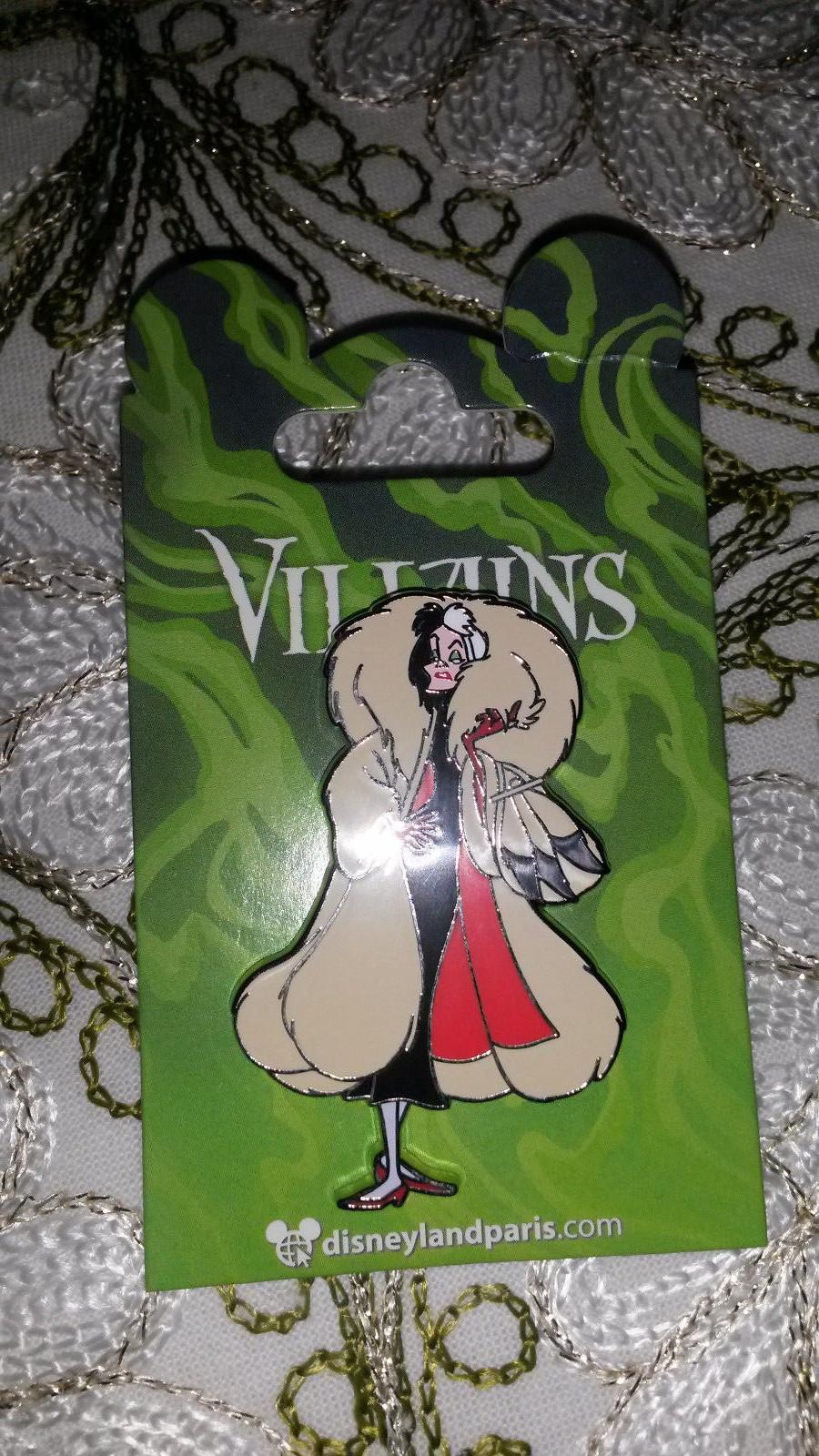 New Cruella Devil Fur Coat Villain Series Disney Paris DLRP DLP Sept. 2018 Pin