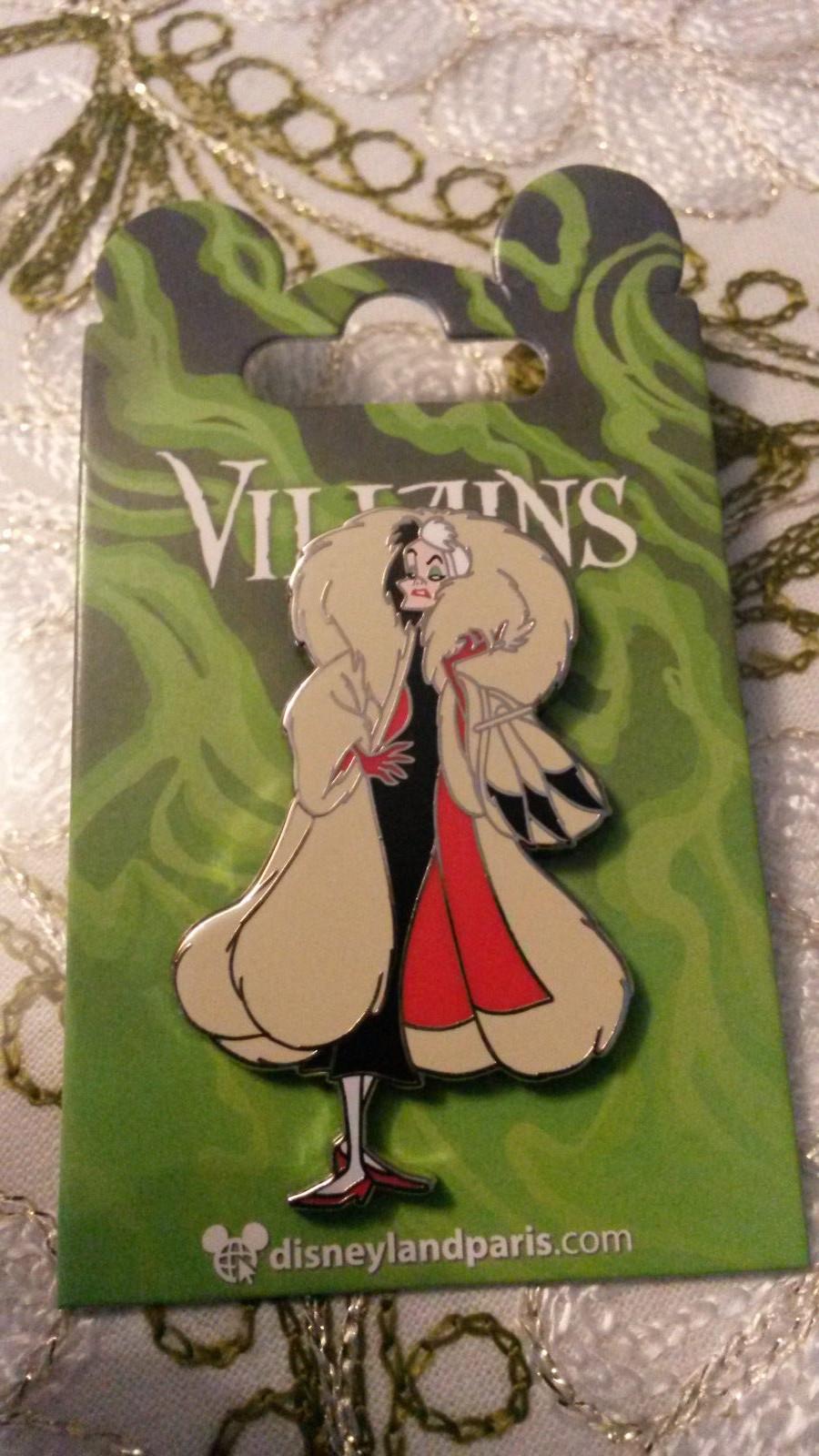 New Cruella Devil Fur Coat Villain Series Disney Paris DLRP DLP Sept. 2018 Pin