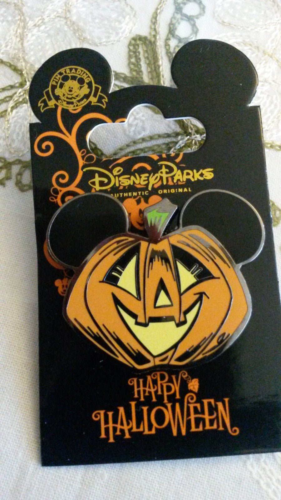 New Mickey Head shape Pumpkin Halloween Disney Dlrp Dlp August 2017 pin