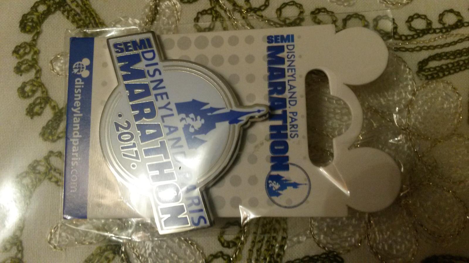 New runDisney Half Marathon Weekend 2017 Disney Land Paris Dlrp Dlp 2017 pin
