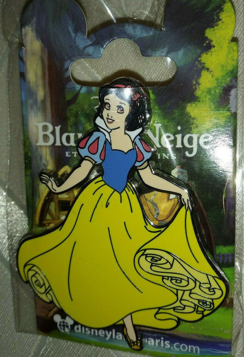 New Snow White set Dlp Dlrp Disney Land Paris October 2021 Pin