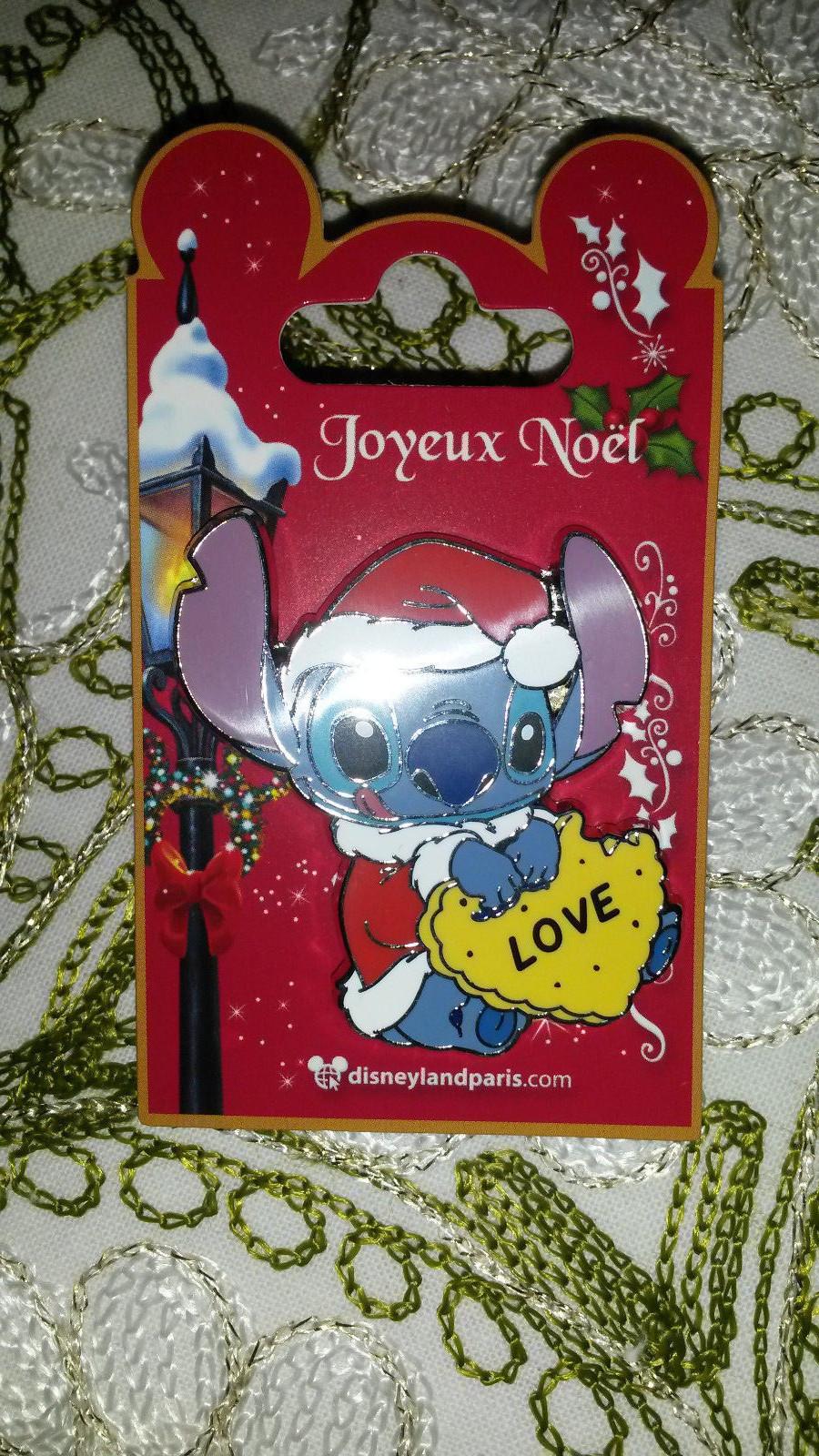 New Stitch with Xmas Red Hat Love Message 2018 Disney Land Paris Dlrp Dlp Pin