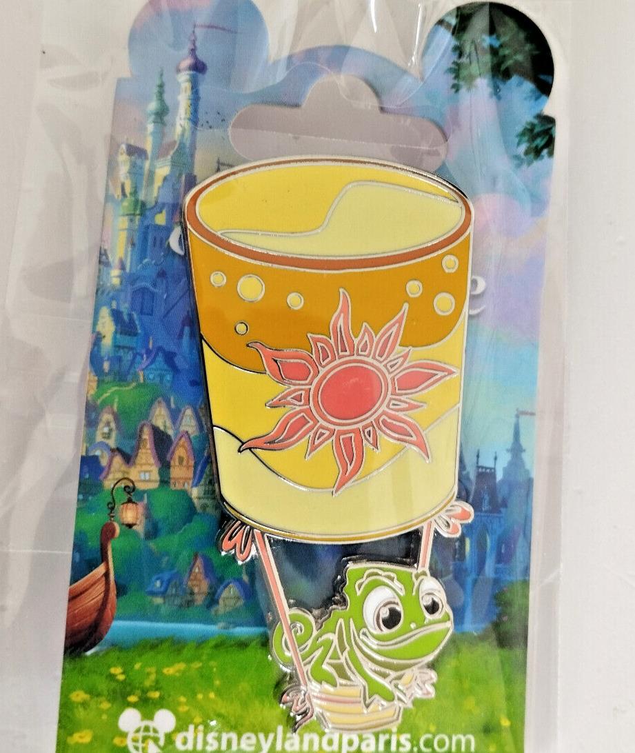 Pascal in Lantern (Rapunzel Tangled) Disney Land Paris Dlrp March 2023 Pin