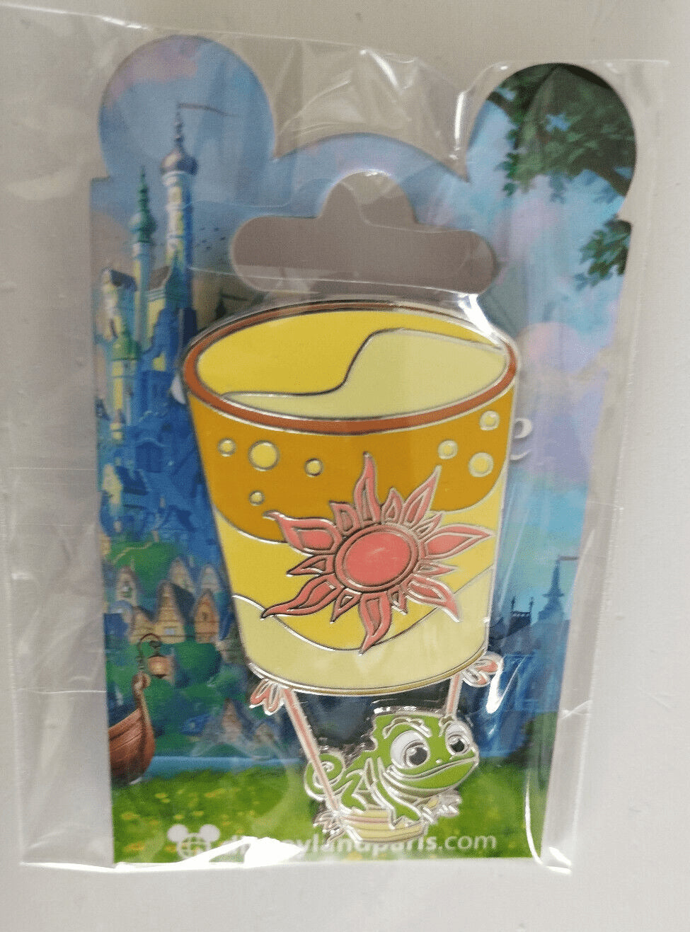 Pascal in Lantern (Rapunzel Tangled) Disney Land Paris Dlrp March 2023 Pin