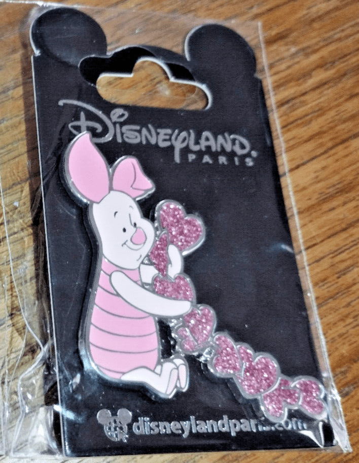 Piglet (Winnie) Heart Valentine Disney Land Paris Dlp Dlrp 2023 Glitter Pin