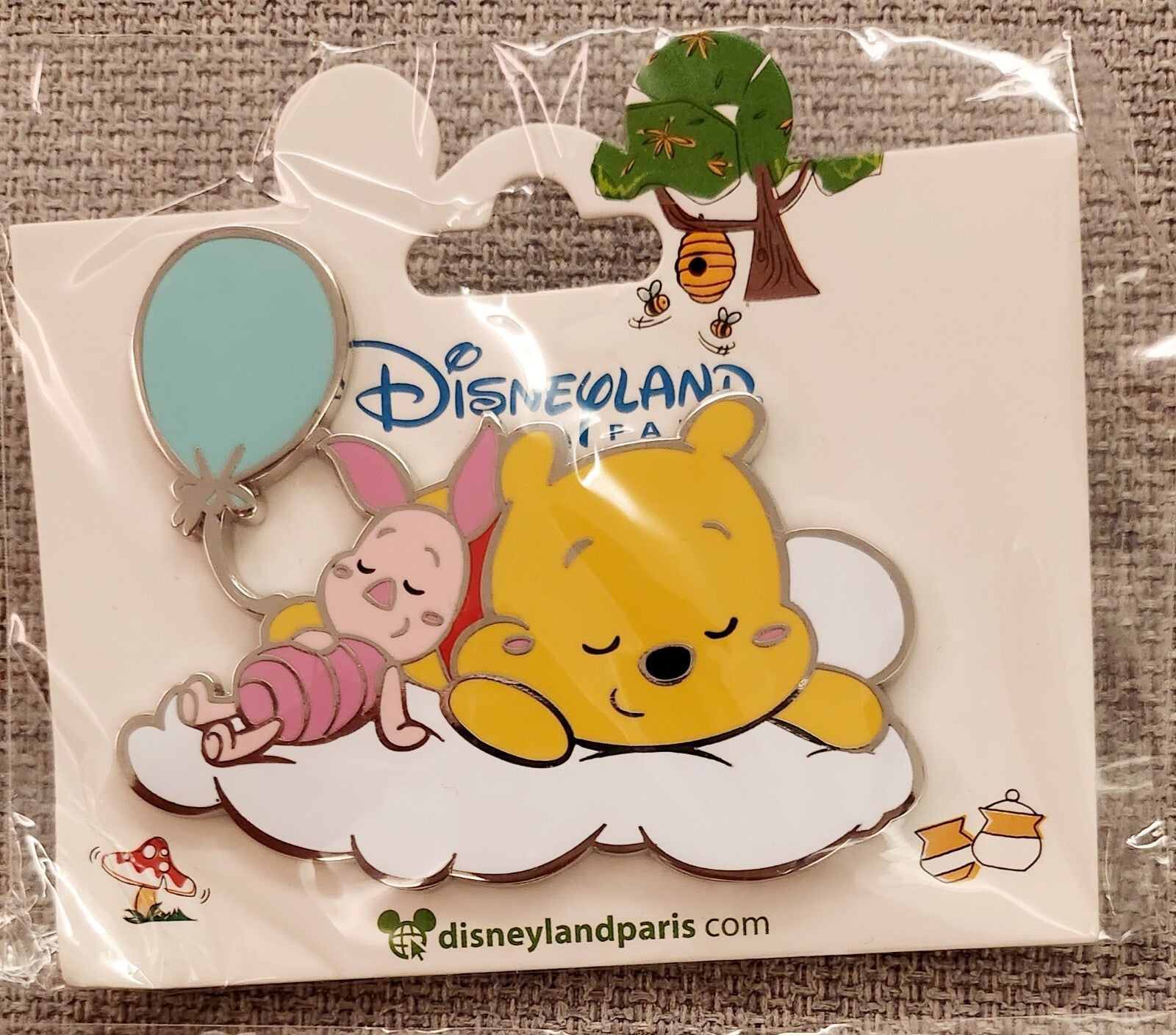 Piglet Winnie on Cloud Cute Babies Disney Land Paris Dlp Dlrp 2022 Jumbo Pin