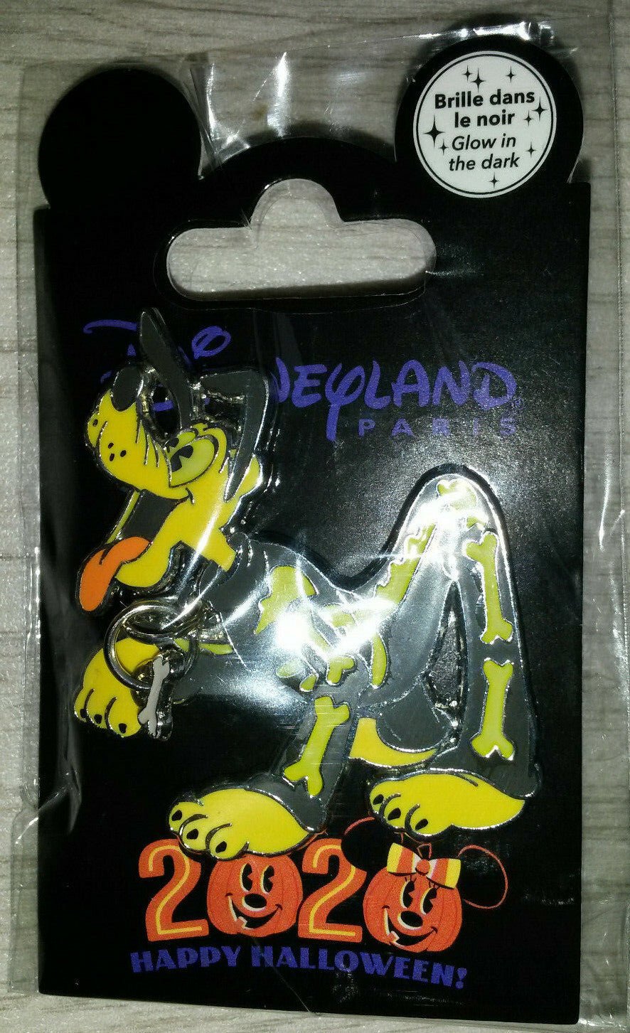 Pluto with a Skeleton Suit Halloween Disney Paris Dlrp Dlp 2020 Glow Dangle Pin