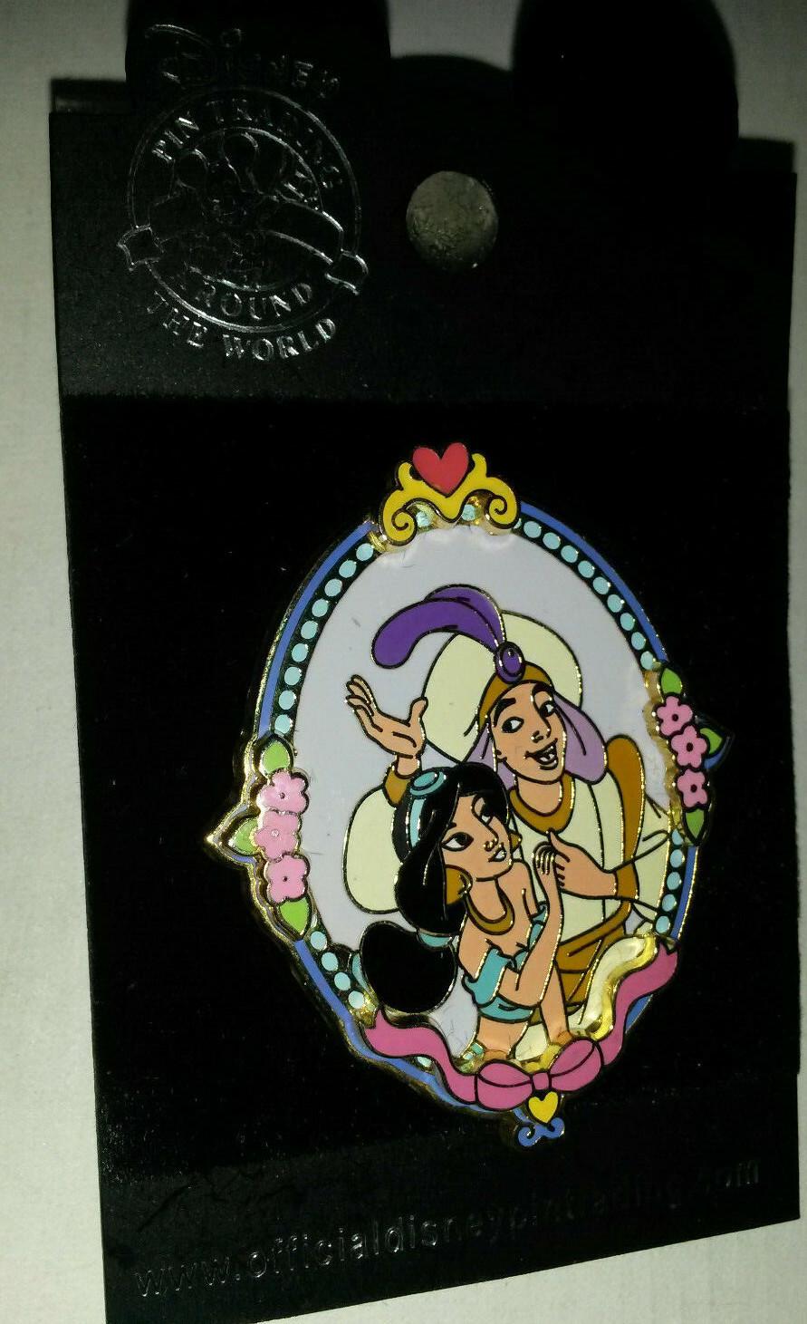 Princess Pair (Jasmine & Aladdin) 3D in a frame Disney WDW Pin