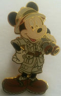 Safari Mickey with Binoculars Disney Land Paris Dlrp Dlp 2000 pin