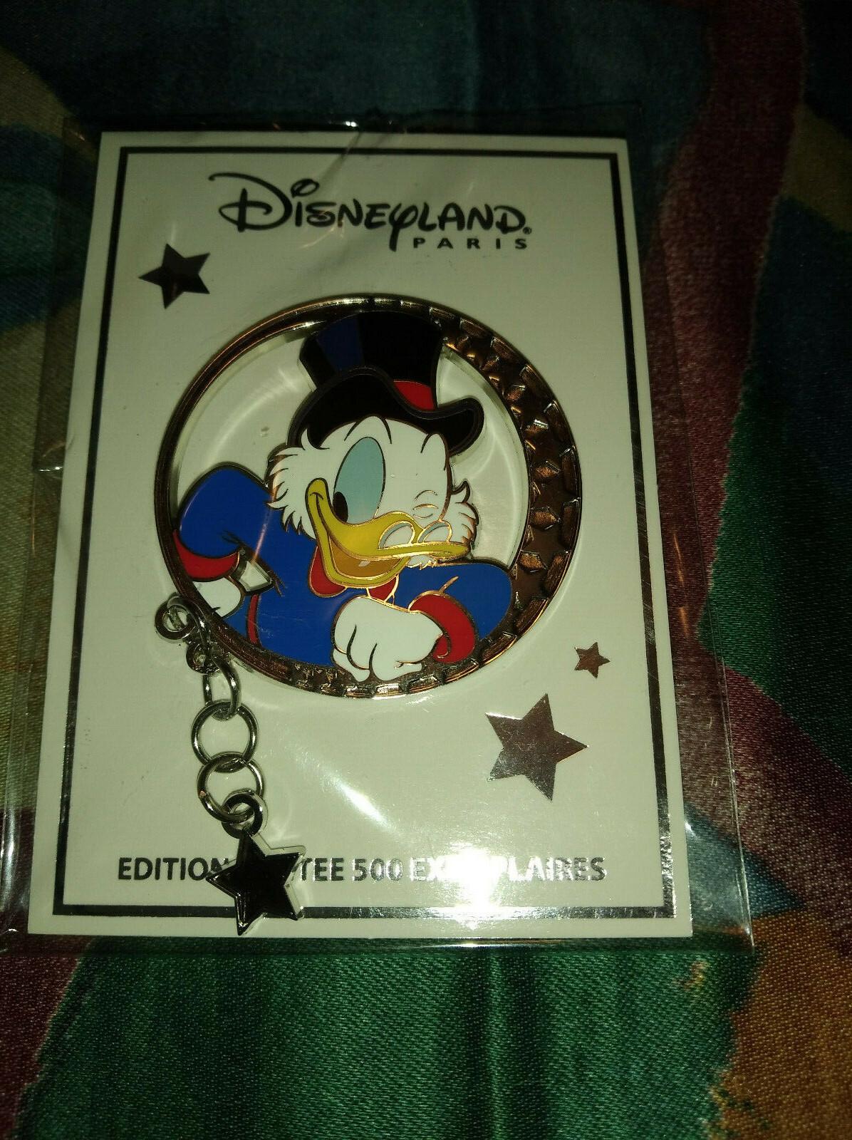 Scrooge with Stars Disney Land Paris LE 500 Dlrp Dlp March 2022 Round Dangle Pin