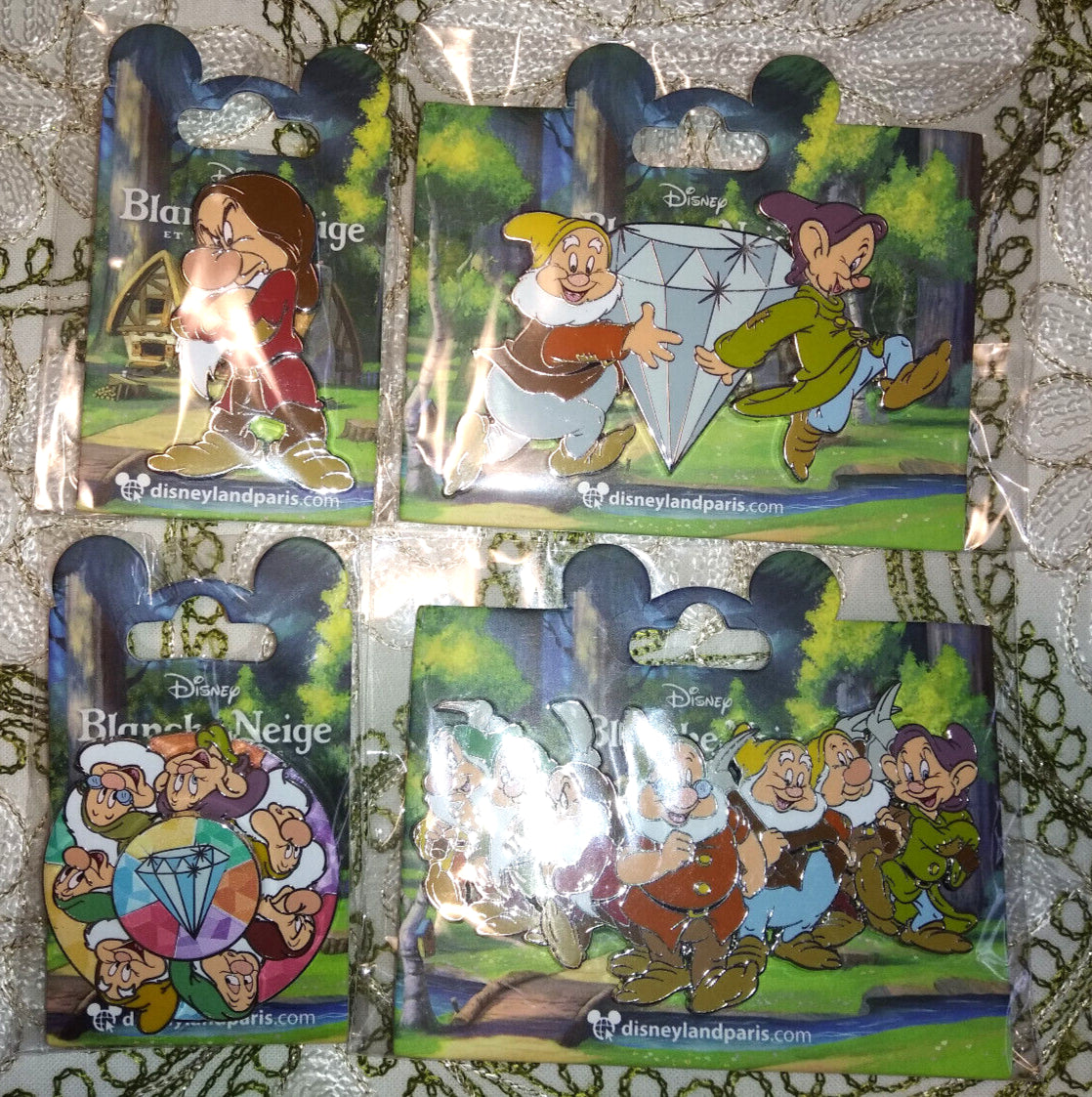 Seven Dwarfs Disney Land Paris Dlp January 2023 4 pins Set Jumbo , Spinner