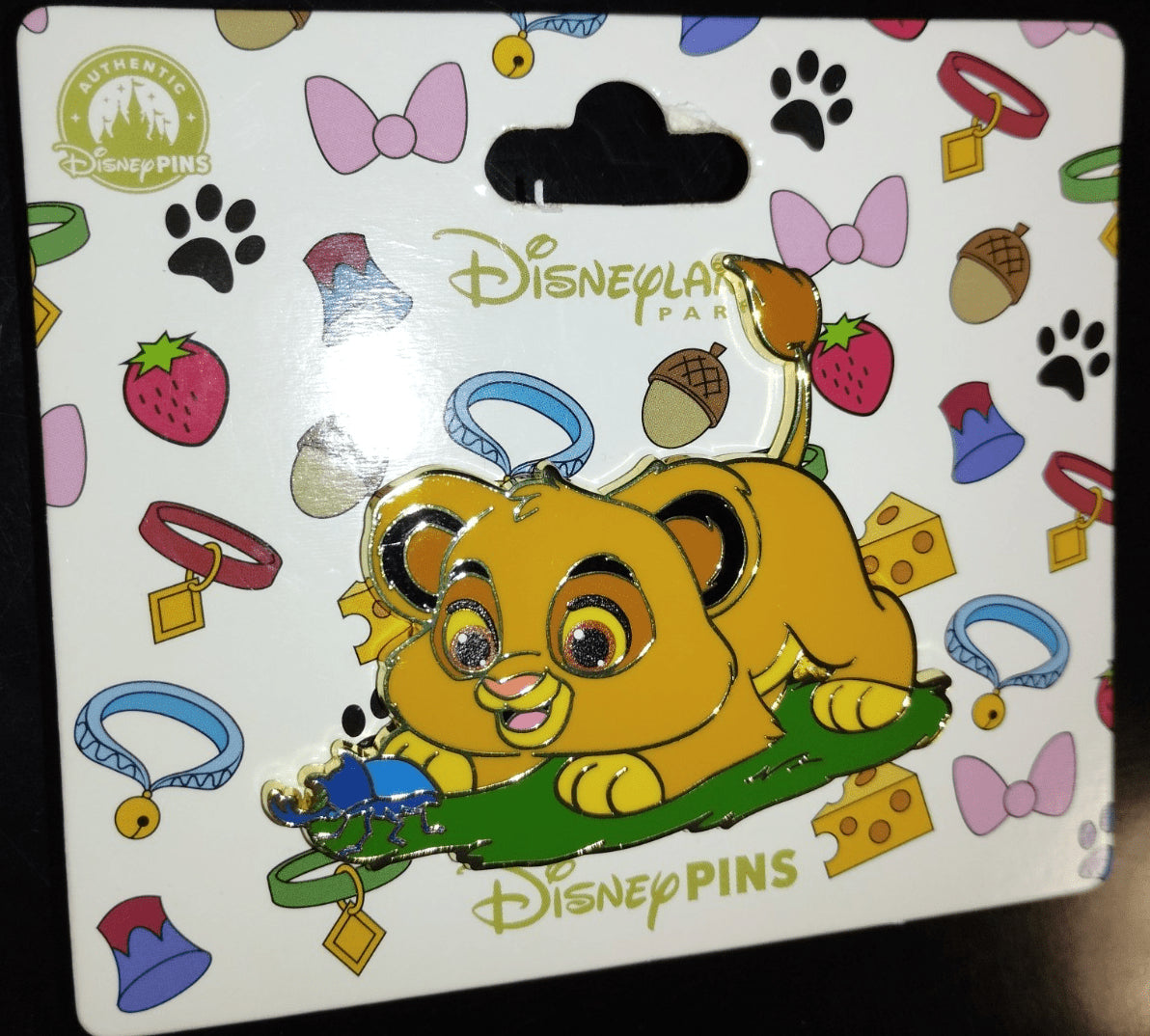 Simba Lion King watching bug Naive Series Disney Land Paris Dlp August 2025 Pin