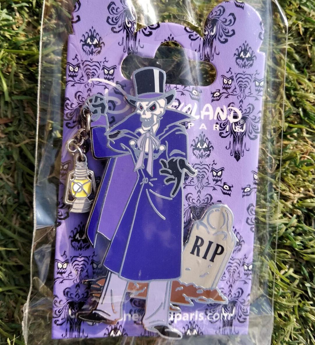 Skeleton Lantern Phantom Manor Haunted Mansion Disney Paris DLP 2022 Dangle Pin