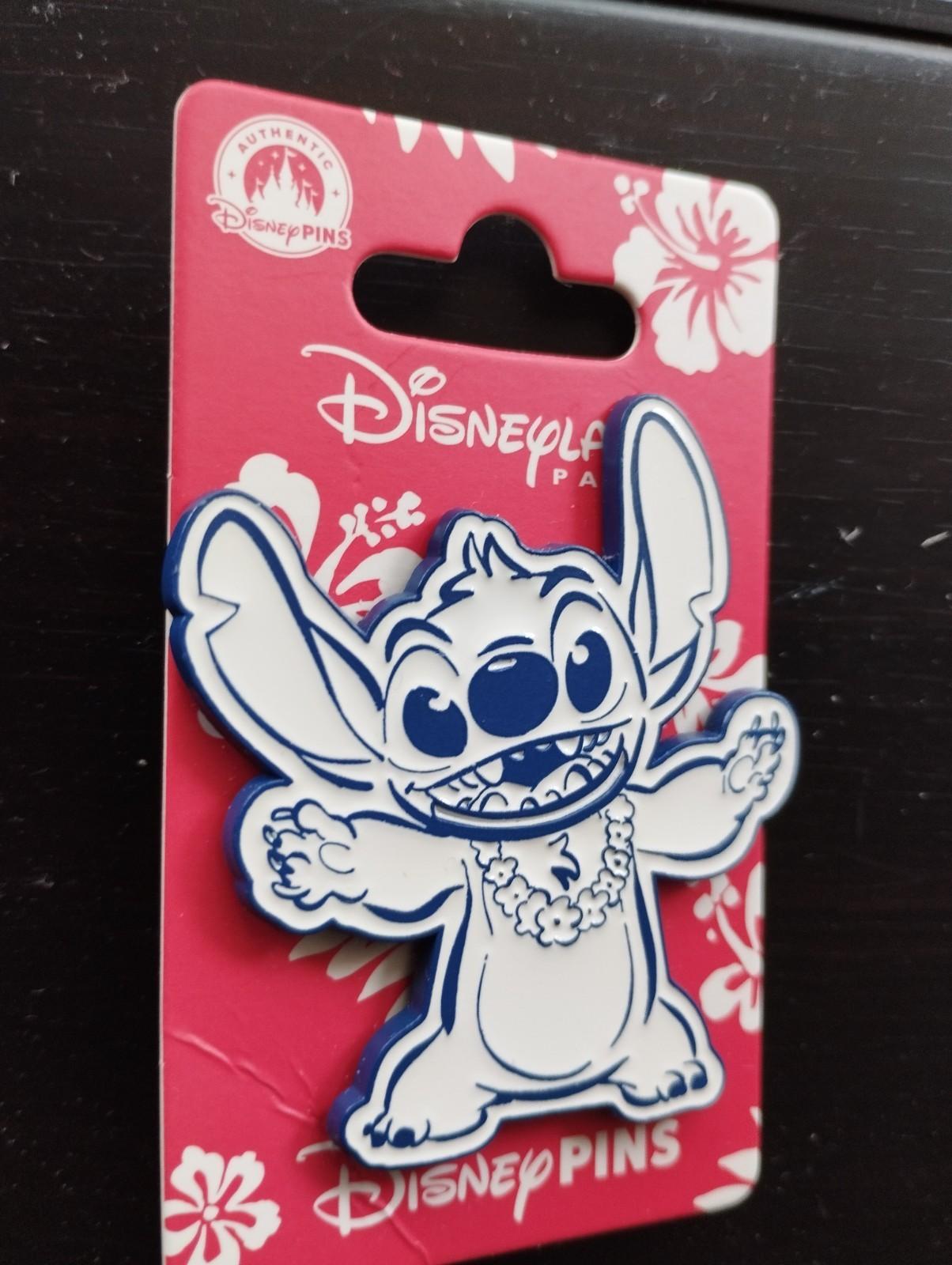 Smiling Outstretched Arms Stitch Lifestyle Collection Disney Paris Dlp 2025 Pin