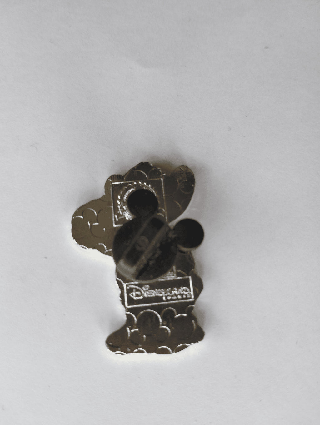 Sneezy Holding his Nose Cast Lanyard series Disney Land Paris Dlp May 2025 Pin