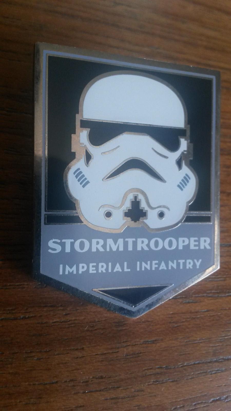 Star Wars Helmet Booster Set Stormtrooper only Disney L Paris Dlrp Dlp 2017 Pin