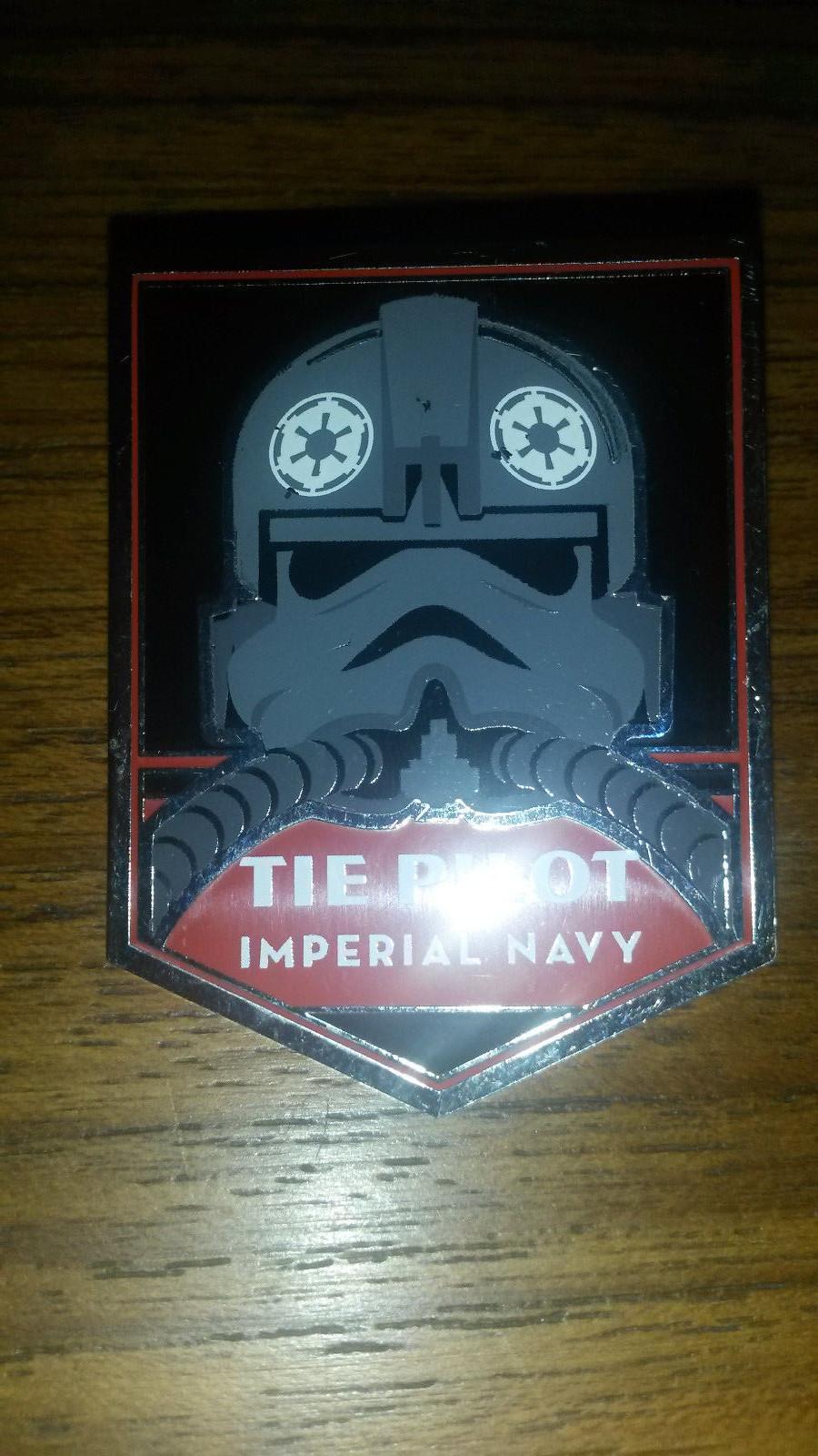 Star Wars Helmet Booster Set Tie Pilot only Disney Land Paris Dlrp Dlp 2017 Pin