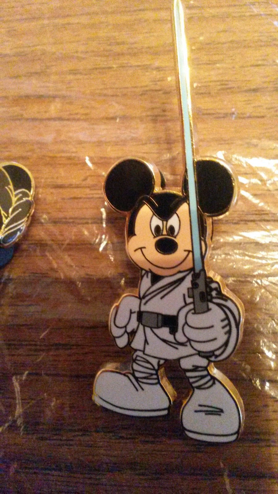 Star Wars Mickey as Luke Skywalker Disney Land Resort Paris Dlrp Dlp 2009 pin