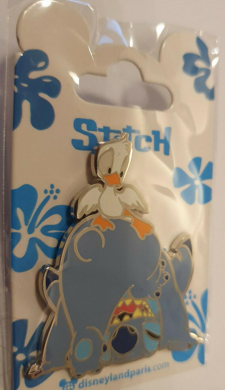Stitch Bent Over with Duckling (Lilo and Disney Paris Dlrp Dlp 2019 November Pin