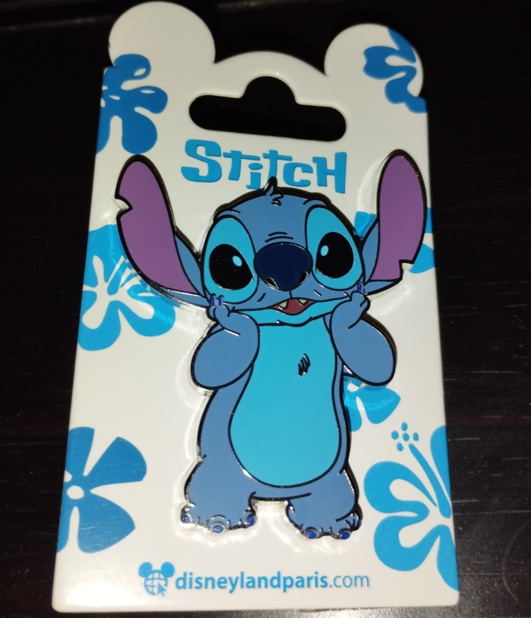 Stitch Cute hands on his face Lilo and Stitch Disney Land Paris DLP 08 2024 Pin
