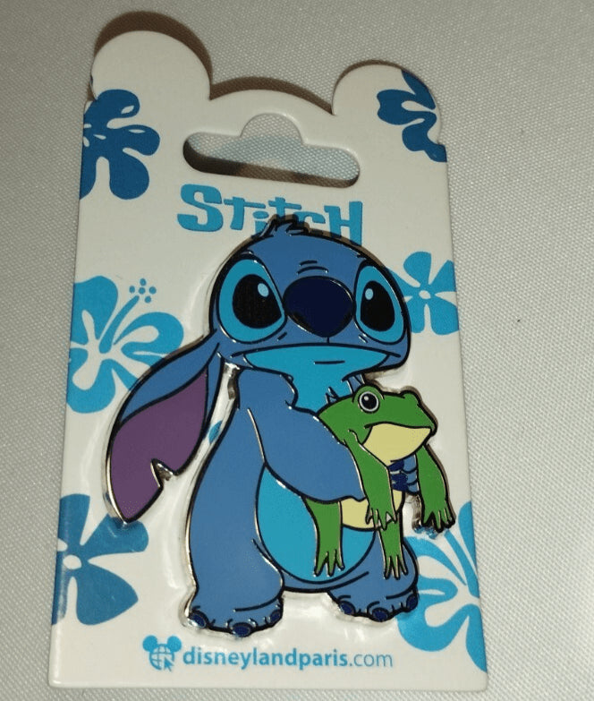 Stitch Holding Frog - Lilo and Stitch Disney Land Paris DLP 07 2024 Pin