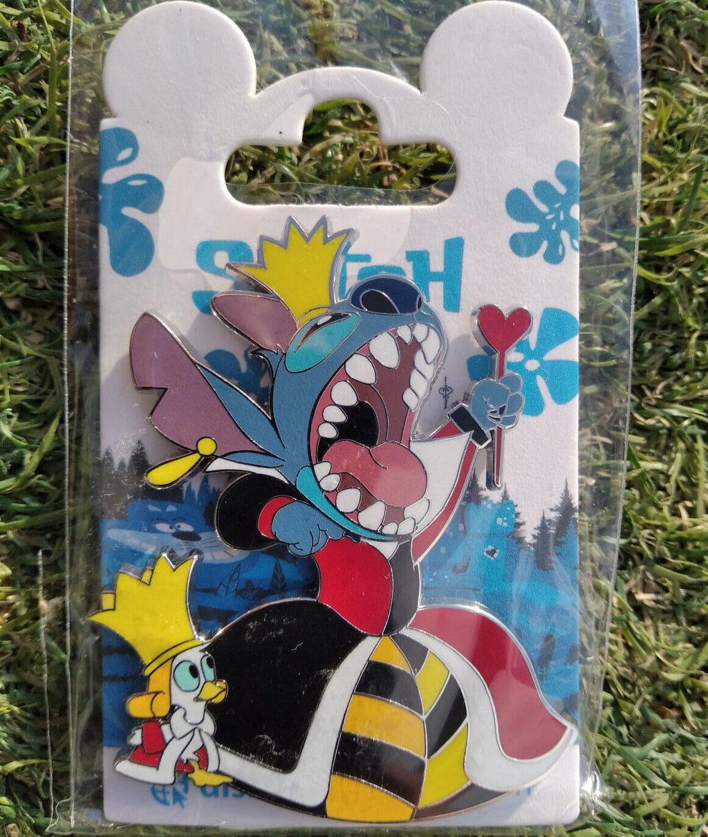 Stitch Queen of Hearts Ducling King Disney Land Paris DLP Nov 2022 Pin