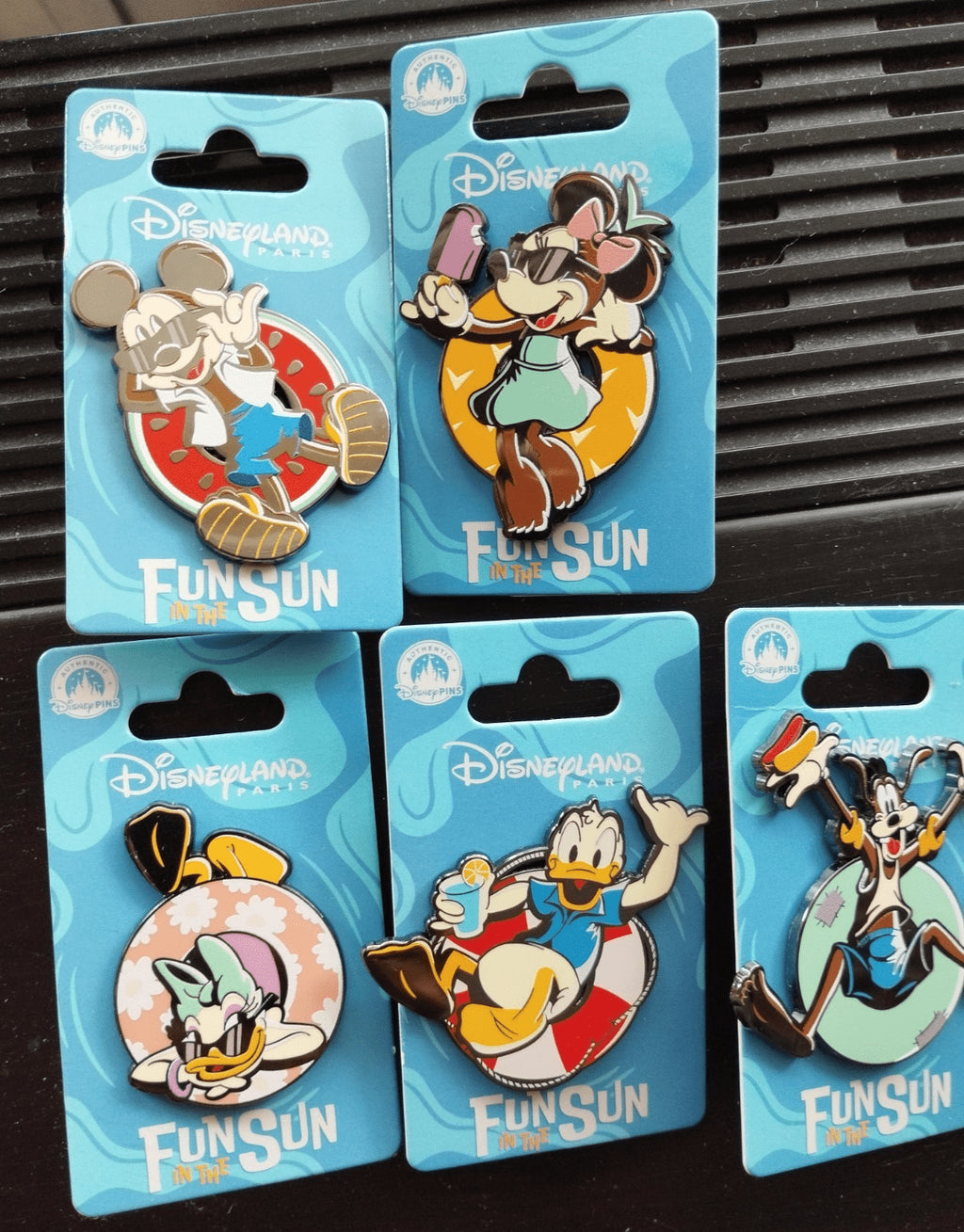 Summer Fun Collection Daisy Floating Innertube Disney Paris Dlp 2025 Pin