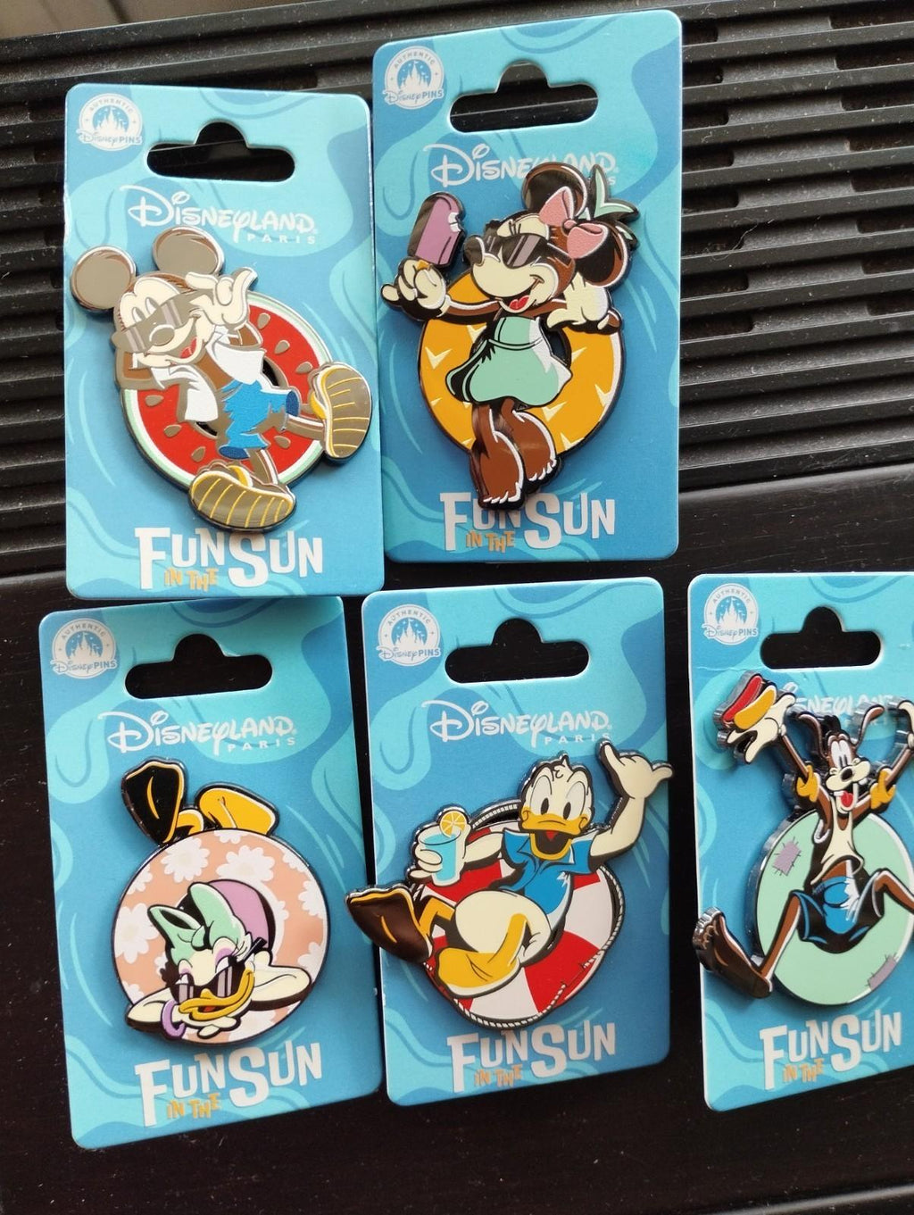 Summer Fun Collection Goofy Floating Innertube Disney L Paris Dlp Jul 2025 Pin