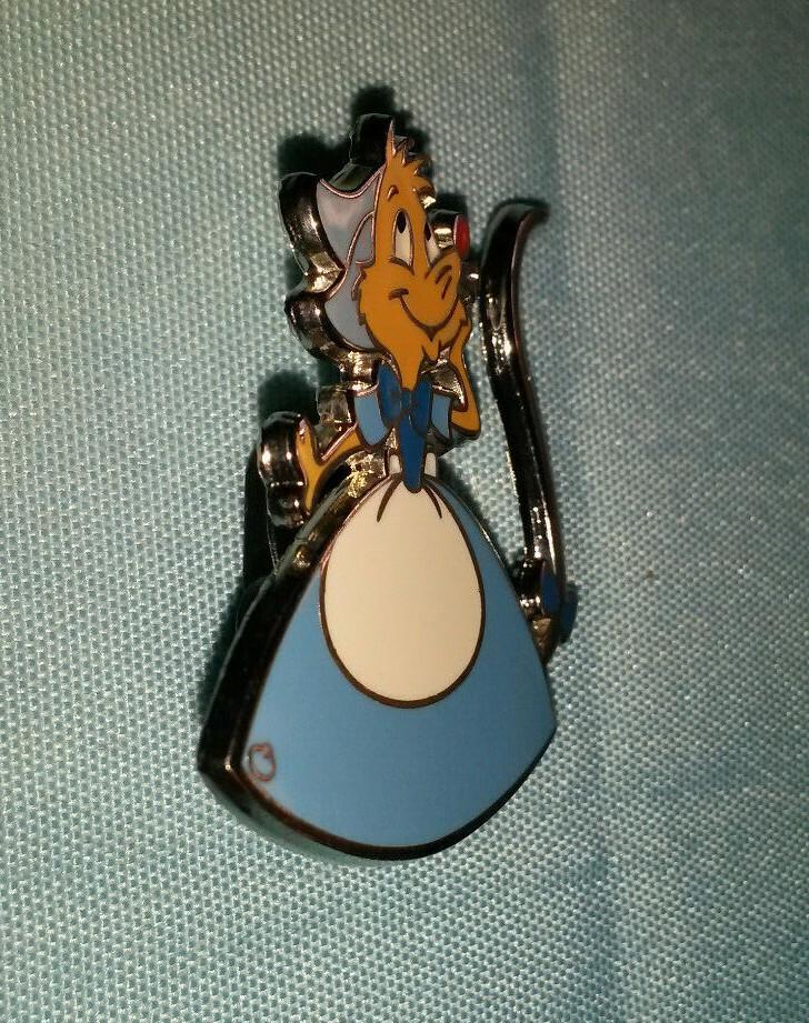 Suzy mouse (Cinderella) Cast Lanyard Series Disney Land Paris Dlrp Dlp 2020 pin
