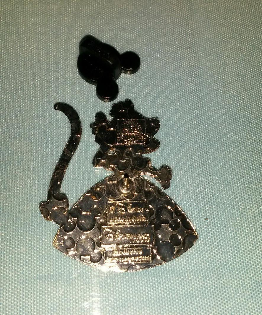 Suzy mouse (Cinderella) Cast Lanyard Series Disney Land Paris Dlrp Dlp 2020 pin