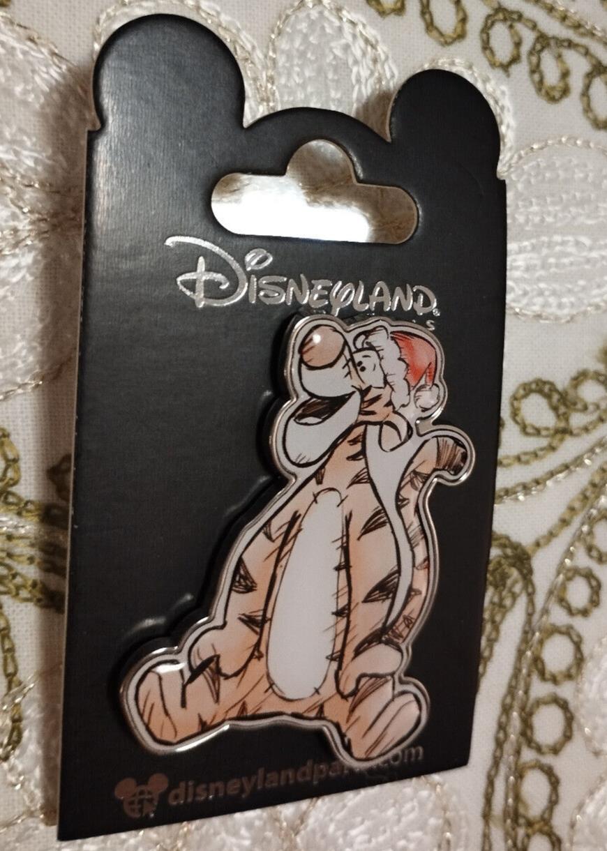Tigger Sitting and Laughing Christmas Santa Hat Disney L Paris Dlp 2024 Pin