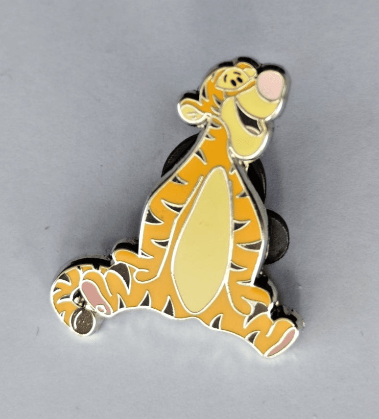 Tigger Sitting (Winnie) Cast Lanyard series Disney Land Paris Dlp May 2025 Pin