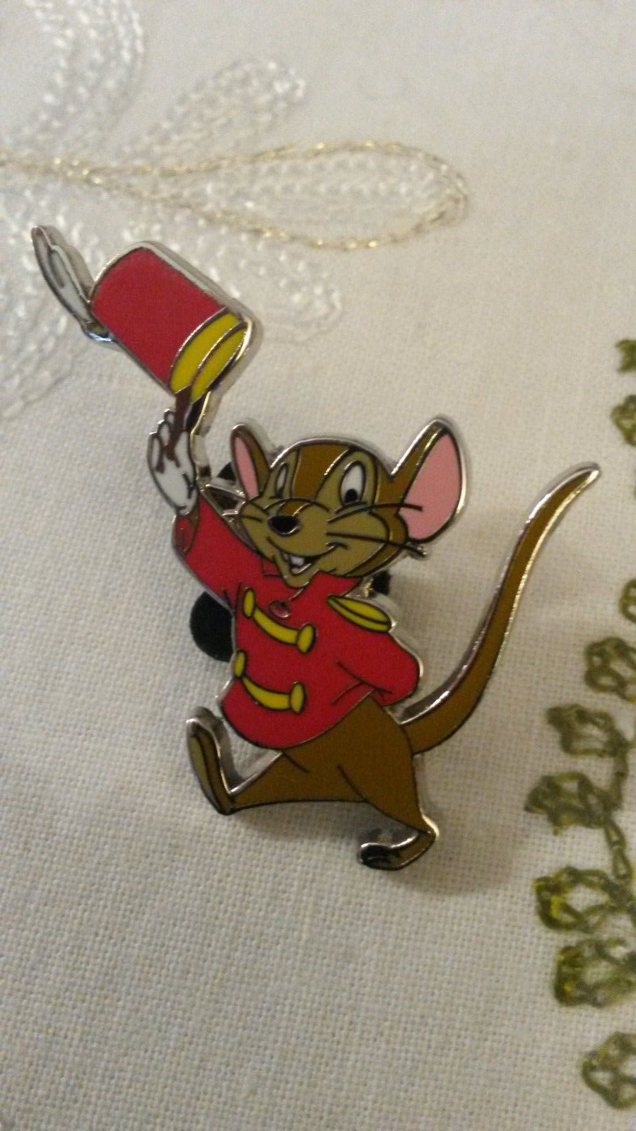 Timothy Q. from Dumbo Cast Lanyard Series 8 Disney Land Paris Dlrp Dlp 2014 pin