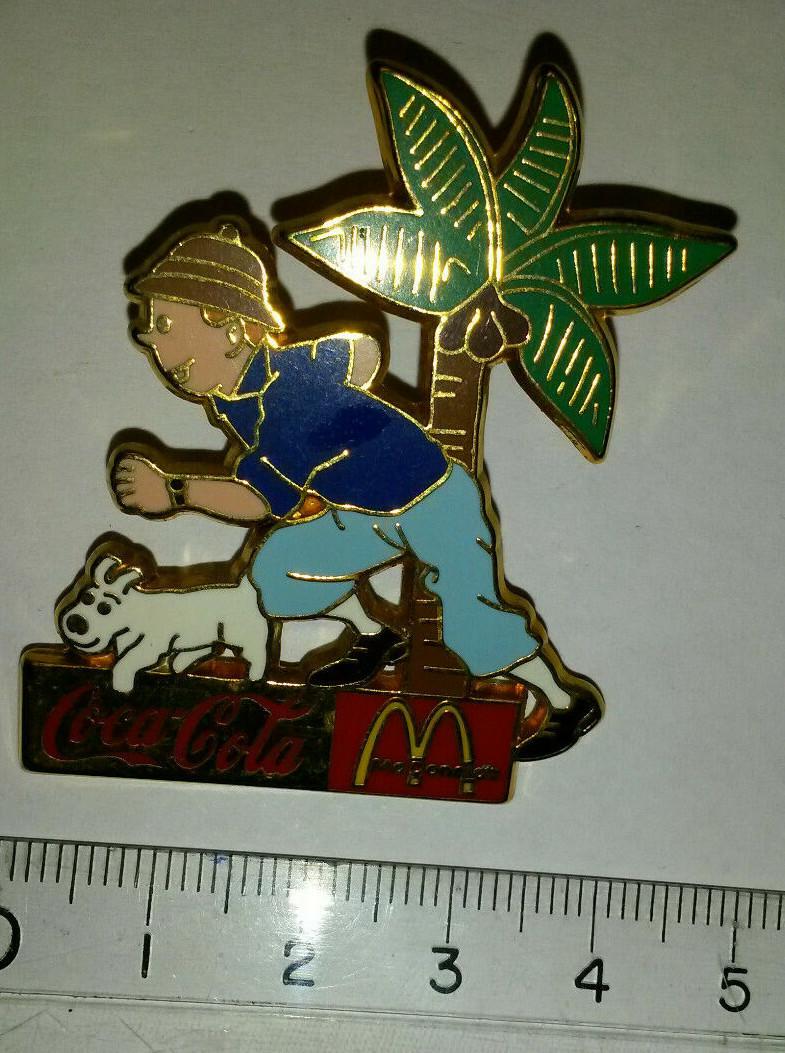 Tintin Milou Coconut palm tree Cocotier palmier Coca Cola Mc Donald Pin