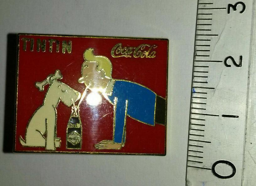 Tintin Milou drinking Coca Cola Pin